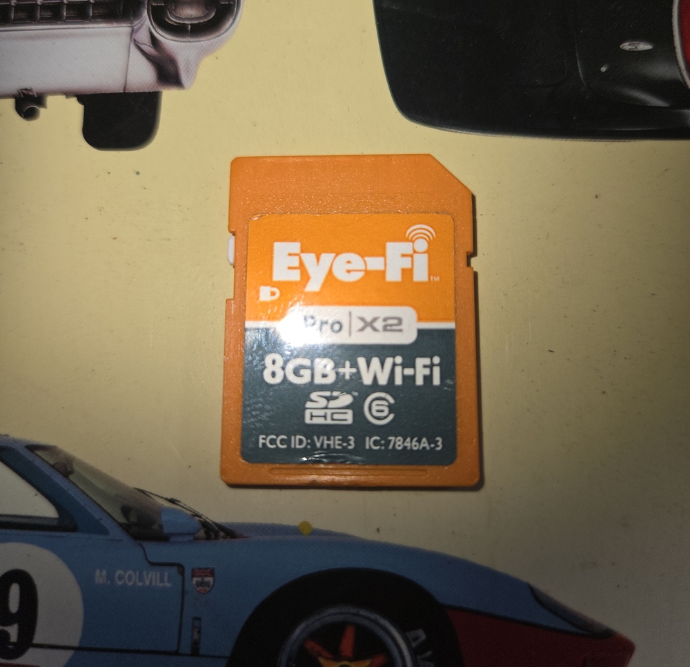 Eye-Fi Pro X2 8GB Wi‑Fi SD Card - Orange